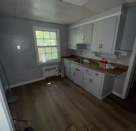 2nd image of 10 McGotty Pl Floor 2