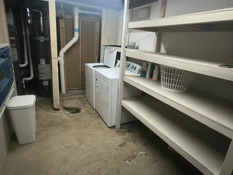 Lower level laundry