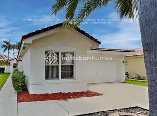 17755 SW 23rd St, Hollywood, FL 33029