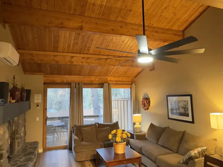 8351 N Highway 89A #13 — Photo 12
