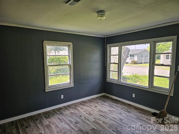 3rd image of 234 Watts Ct