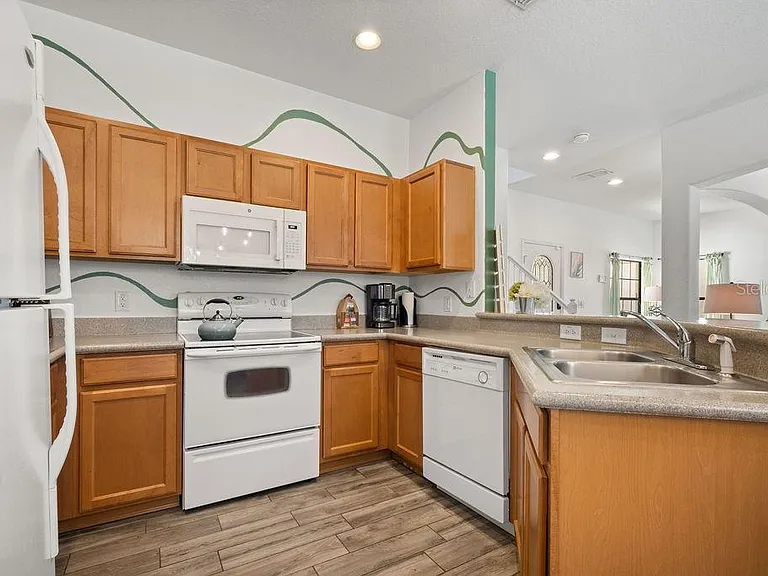 2818 Roccella Ct — Photo 28