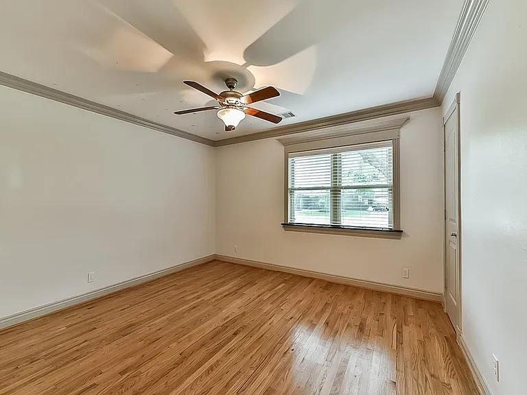 5238 Ariel St — Photo 18