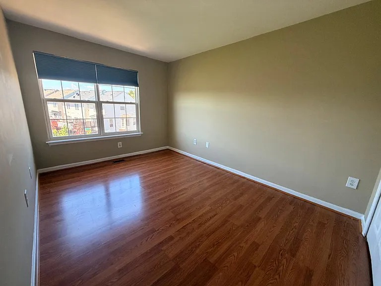 434 Lilac Ter NE — Photo 19