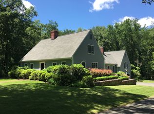 13 Guardhouse Dr, Redding, CT 06896