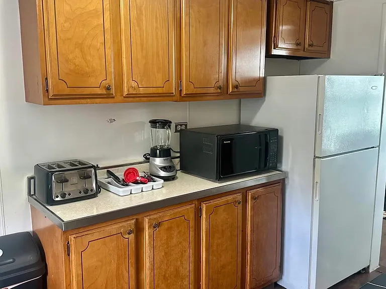 2727 N Oak Park Ave #1F — Photo 4