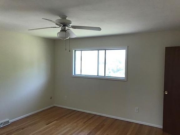 4th image of 24 Eliot Ave
