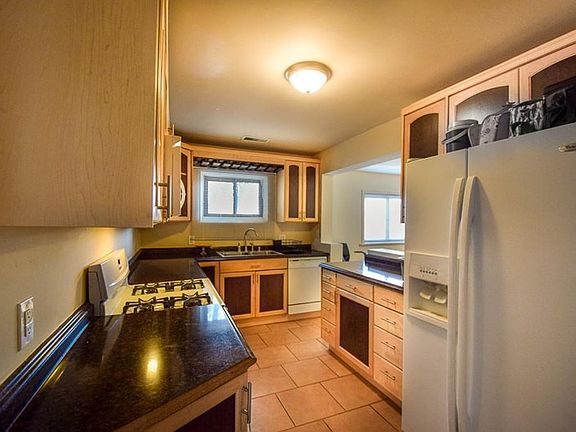 2nd image of 2713 Montclaire Dr NE