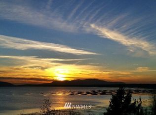 3915 E Cliffside Dr, Bellingham, WA
