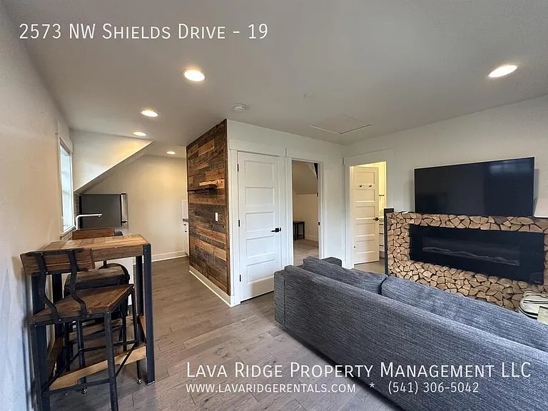2573 NW Shields Dr #19 — Photo 8