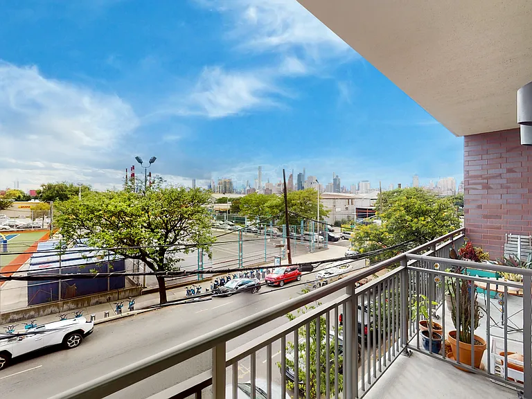 1215 Broadway #407 — Photo 10