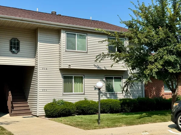 904 Kara Dr #904, Champaign, IL 61822