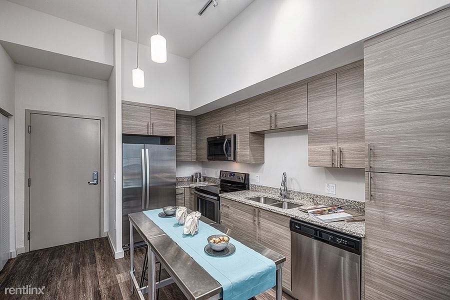 24_188_x006x-Queue-Apartments-Interior-ModelWEB