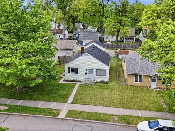 2415 Glenwood Ave, Fort Wayne, IN 46805