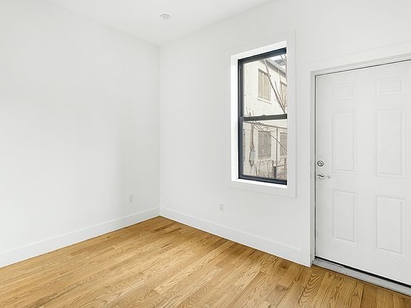 5th image of 605 Onderdonk Ave #1L