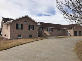 610 Poplar St, Sutherland, NE 69165