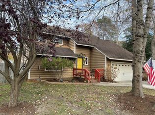 101 Warehouse Crse, Yorktown, VA 23692