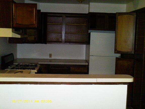 3rd image of 2913 N Van Buren St #2913