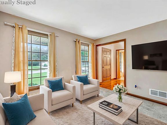 5th image of 3508 Woodmoor Dr