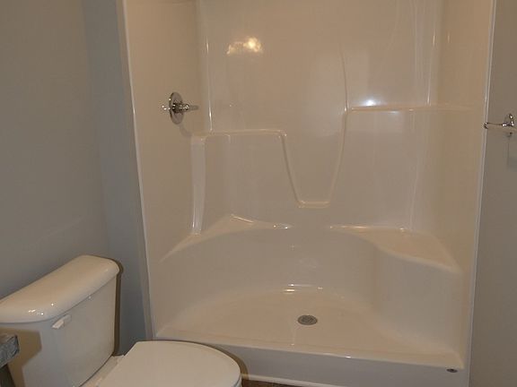 5th image of 1930 Sapphire Rd