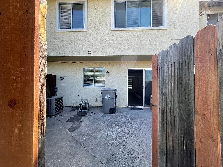 7660 La Mancha Way — Photo 11