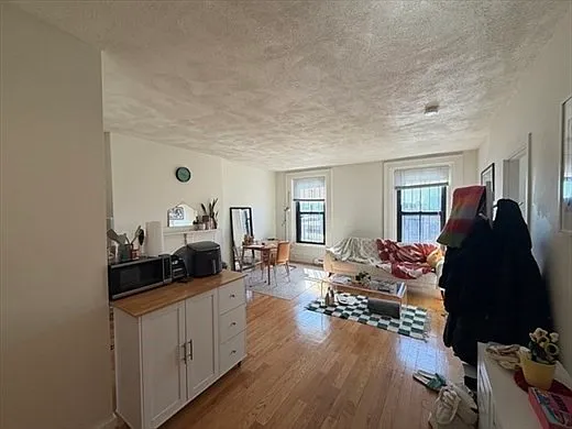 701 Massachusetts Ave #10 — Photo 4