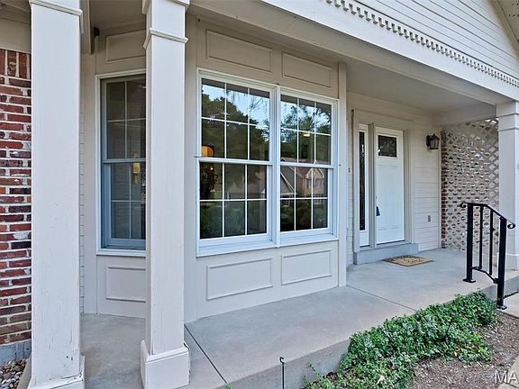 4th image of 324 W Manor Dr