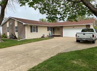 2263 Quincy St, Salina, KS 67401