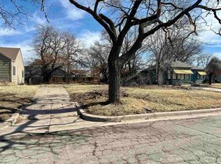 440 Harding St, Wichita, KS 67208