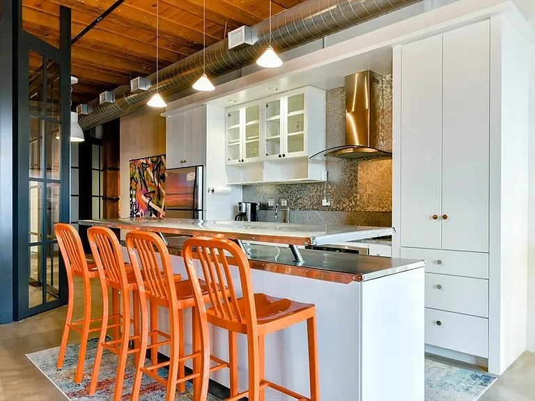 35 Channel Center St #206 — Photo 6