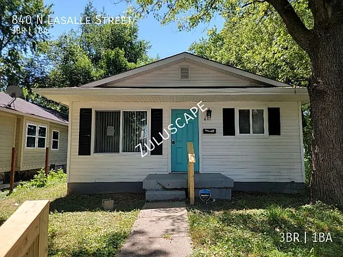 840 N Lasalle St Photo 1