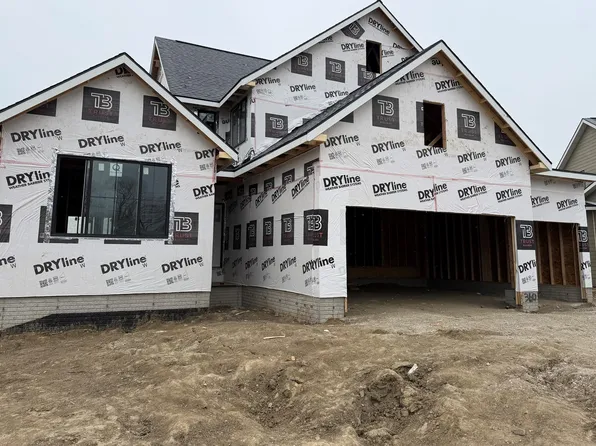 360 Napoli Ave, West Des Moines, IA 50266