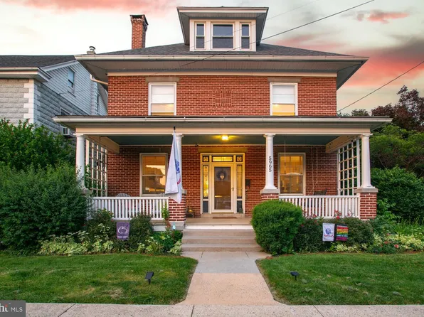 5965 Pine St, East Petersburg, PA 17520