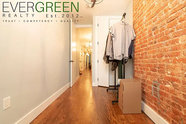 Rented by Evergreen Apartments BK | media 21