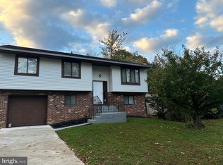 27 Poplar Ave, Blackwood, NJ 08012