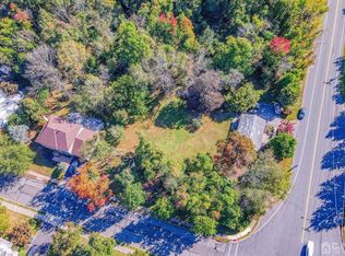 93 Beekman Rd, Monmouth Junction, NJ 08852