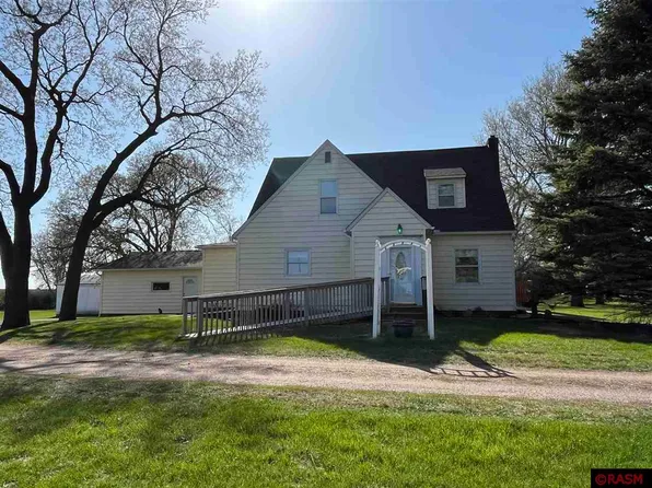 63271 320th St, Butterfield, MN 56120