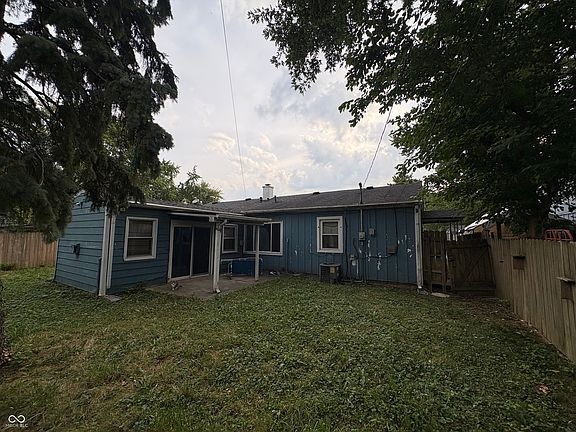 3rd image of 3414 Ellen Dr