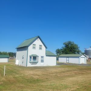 213 4th St SW, Kent, MN, 56553
