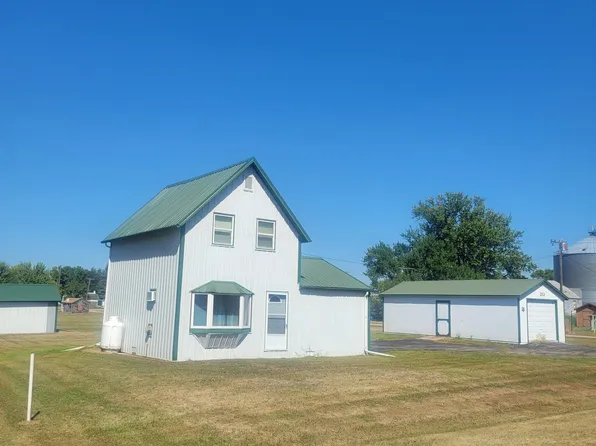 213 4th St SW, Kent, MN 56553