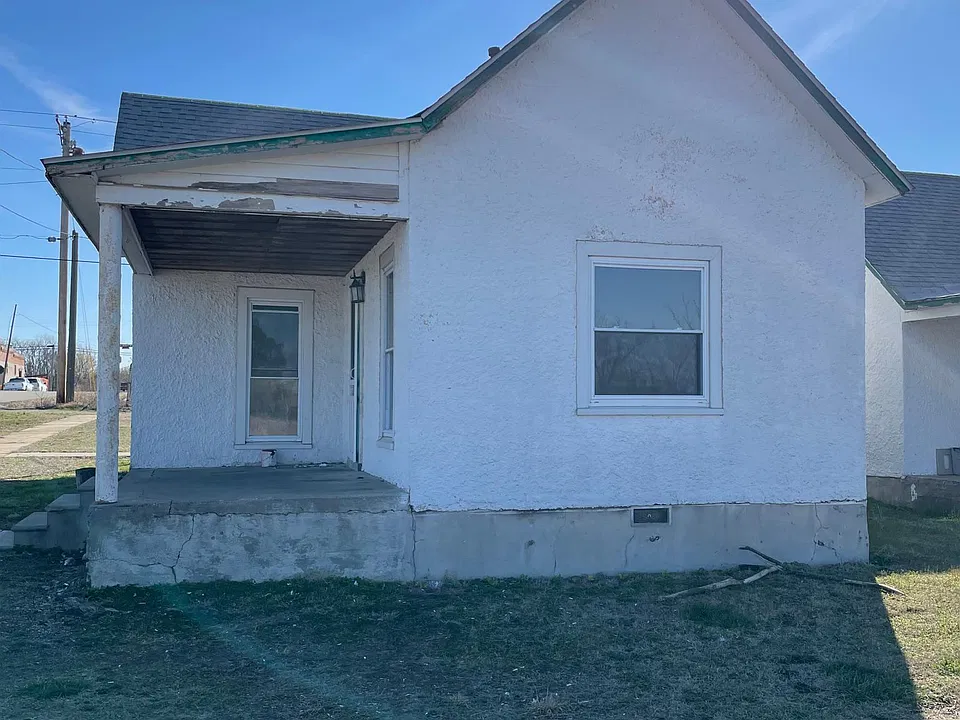 101 Short St