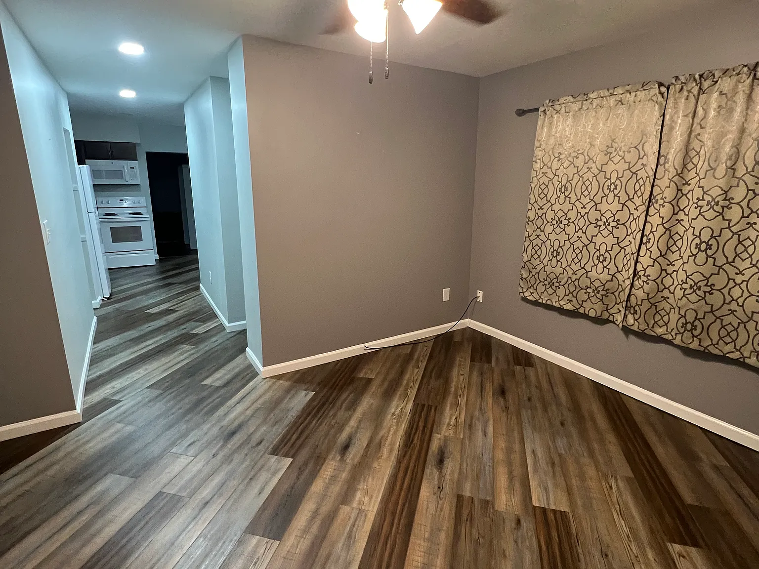 2 bed, 760 sqft, $1,100 — Photo 4