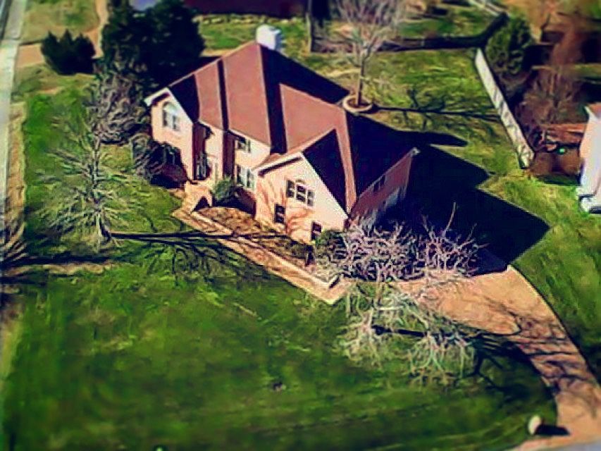1st image of 105 Cumberland Pl