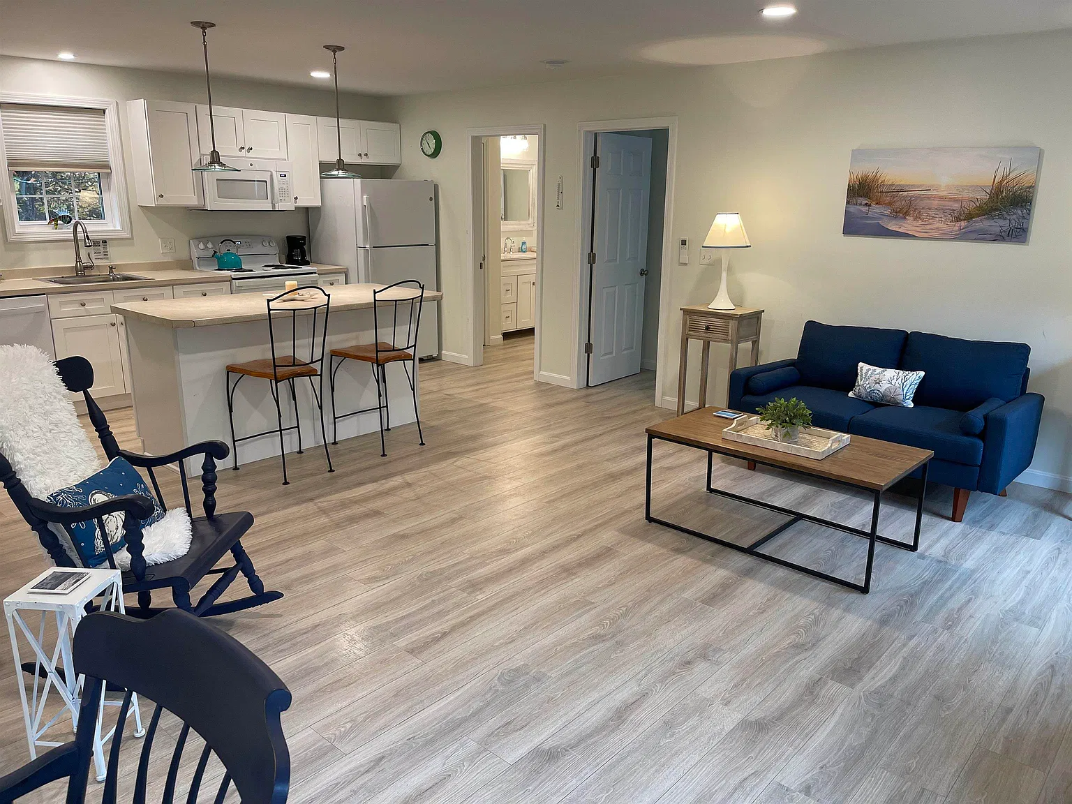 1 bed, 768 sqft, $2,200 — Photo 4