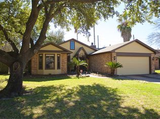 12046 Kleinmeadow Dr, Houston, TX 77066