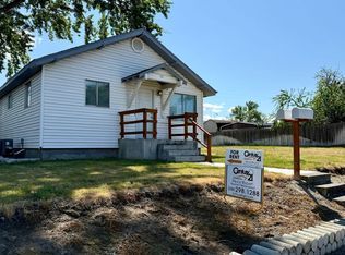 517 12th St, Clarkston, WA 99403