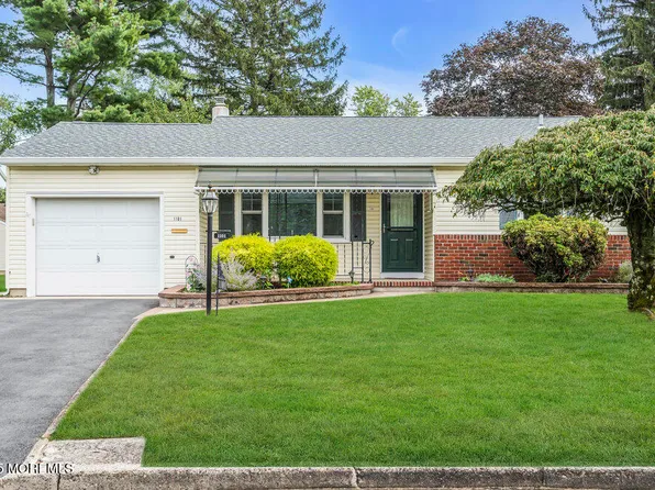 1101 S Waterberry Court S, Toms River, NJ 08757