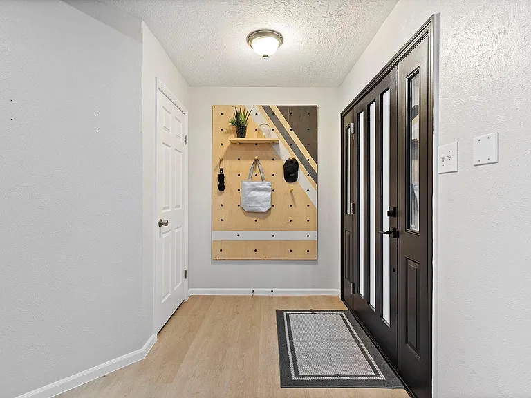 91 N Pathfinders Cir — Photo 4