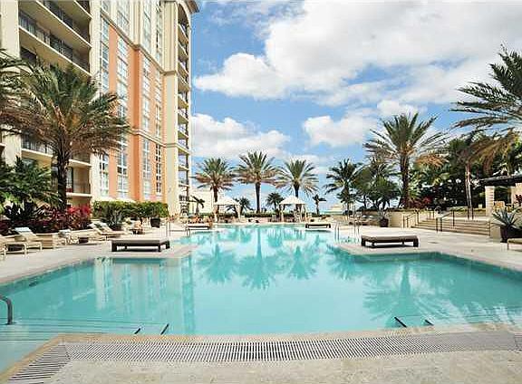 3rd image of 550 Okeechobee Blvd APT 1612