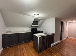 12 Button St #C, New Haven, CT 06519